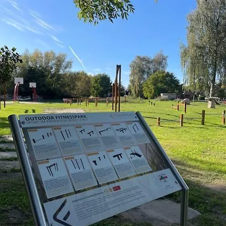 Fehmarn Mecklenburg Pool Alte Schule Barlin Dargun